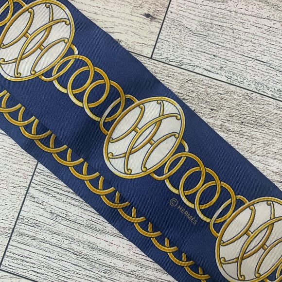 💯 Authentic Hermes “Lift Profile” Twilly new in box - Picture 3 of 7